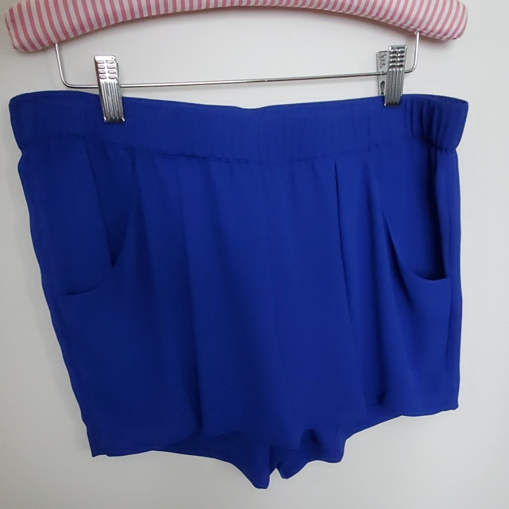 Bcbg shorts